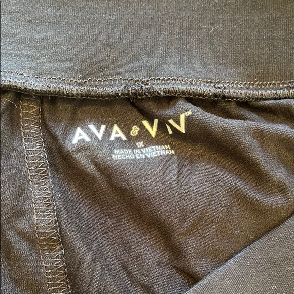 Ava & Viv Classic Black wide leg pants 1X - Picture 3 of 6